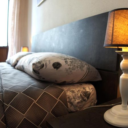 Dimora Del Sole - Civico 13 Hotel LʼAquila Kültér fotó